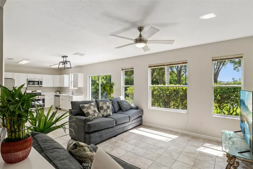 14814 Huntley Drive Orlando FL 32828