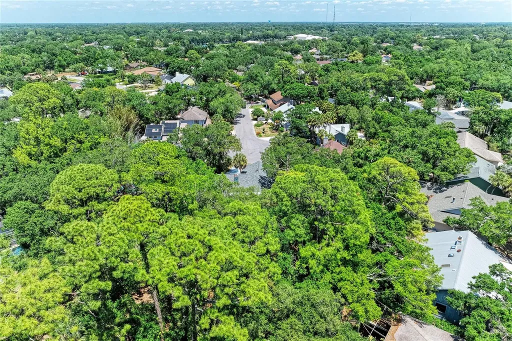 830 Hammockwood Court Sarasota FL 34232