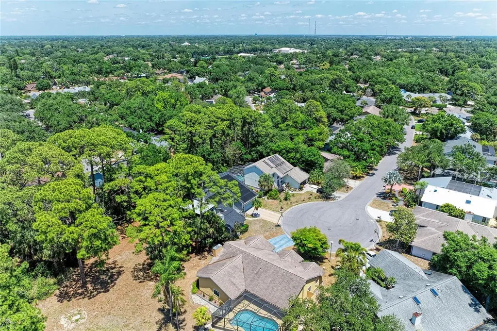 830 Hammockwood Court Sarasota FL 34232