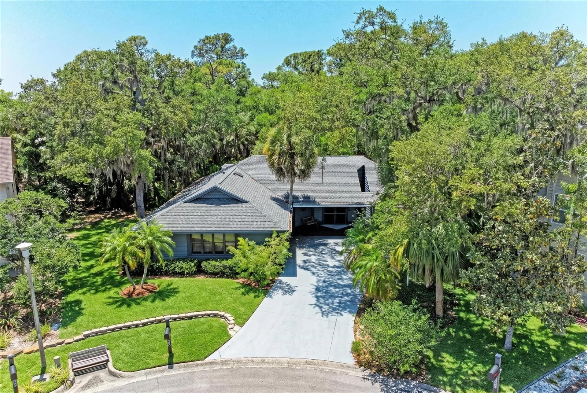 830 Hammockwood Court Sarasota FL 34232