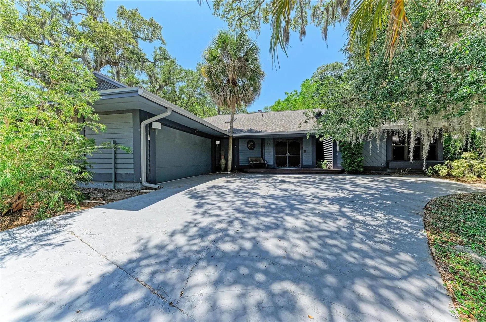 830 Hammockwood Court Sarasota FL 34232