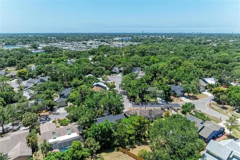 830 Hammockwood Court Sarasota FL 34232