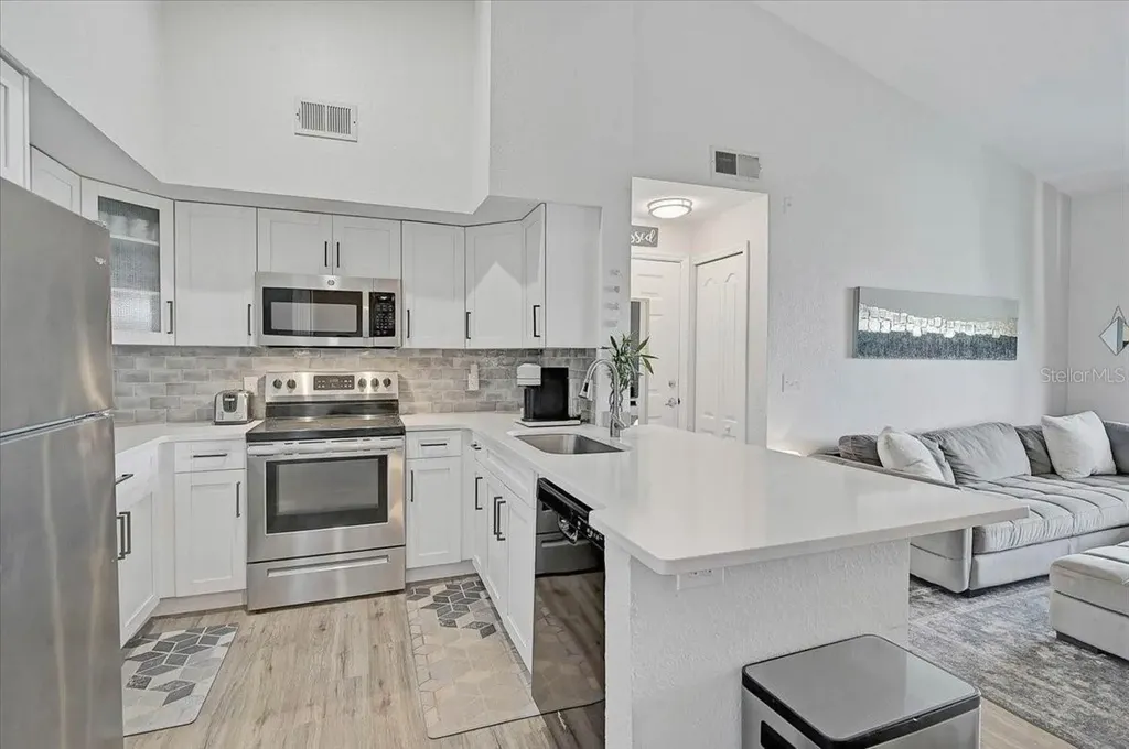 4138 Central Sarasota Parkway Sarasota FL 34238