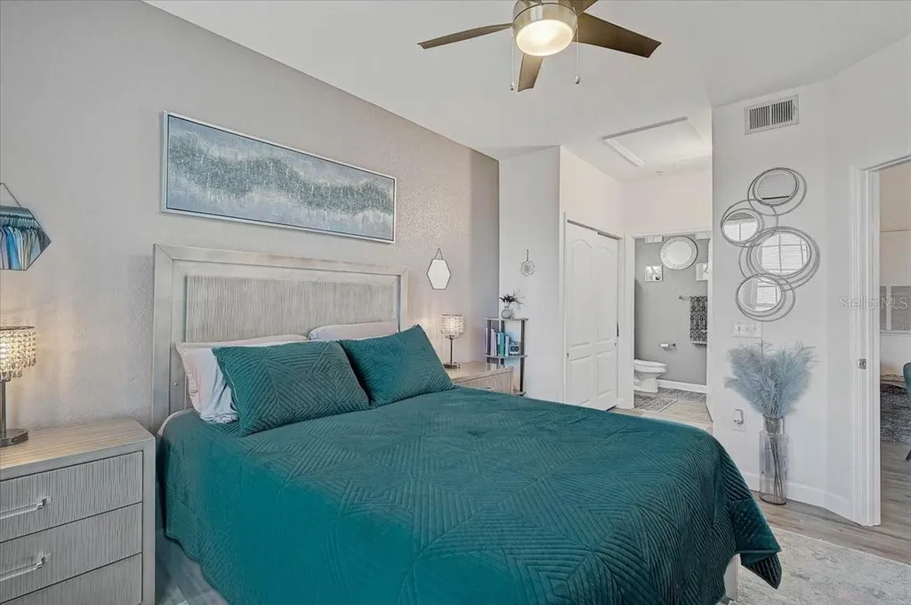 4138 Central Sarasota Parkway Sarasota FL 34238