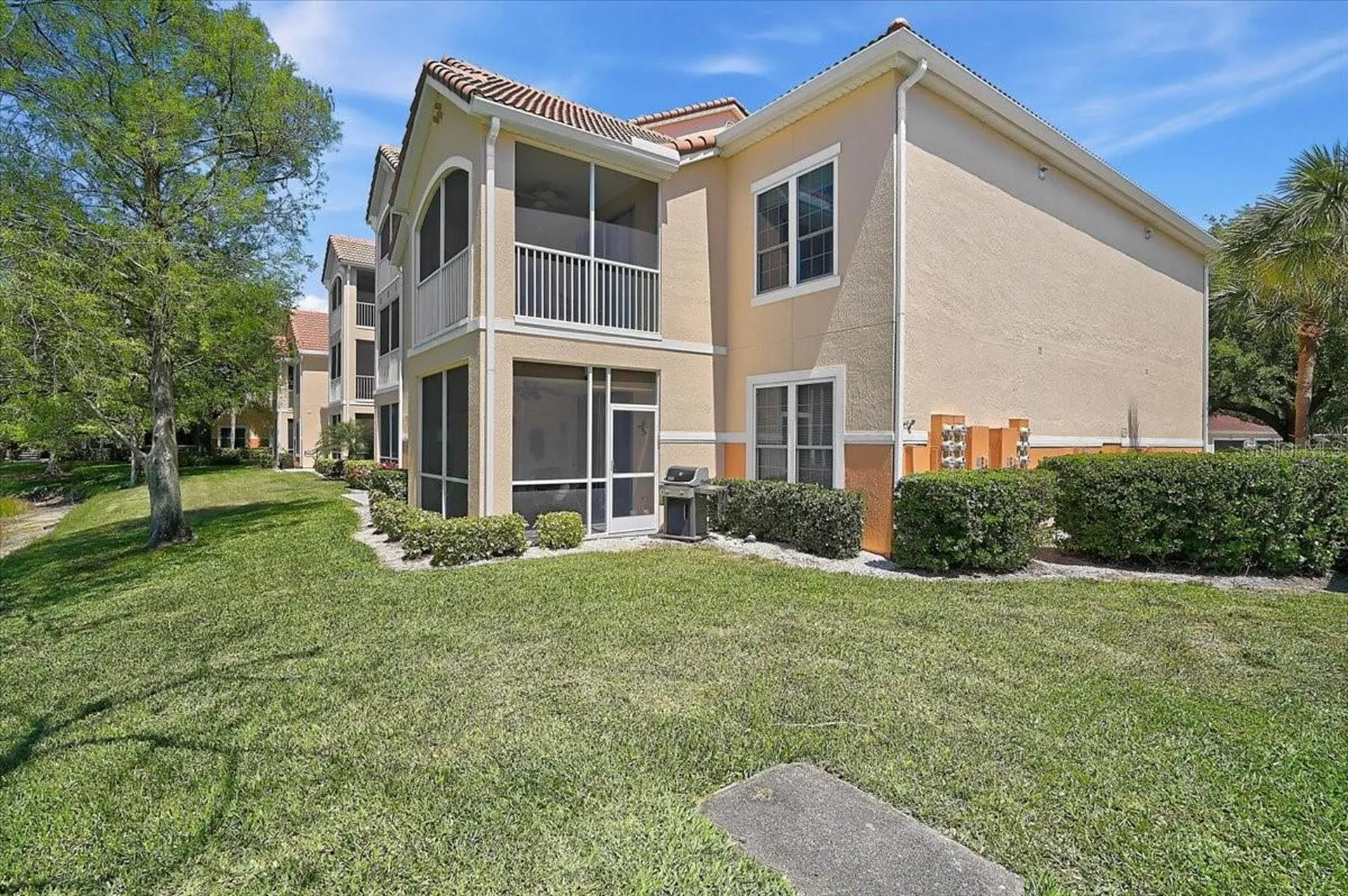 4138 Central Sarasota Parkway Sarasota FL 34238