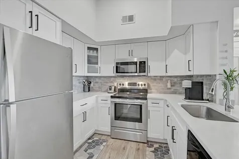 4138 Central Sarasota Parkway Sarasota FL 34238