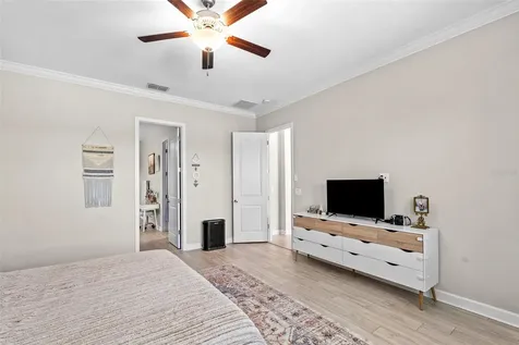 9817 Sage Creek Drive Sun City Center FL 33573