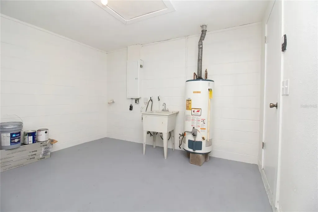 6421 81st Avenue N Pinellas Park FL 33781