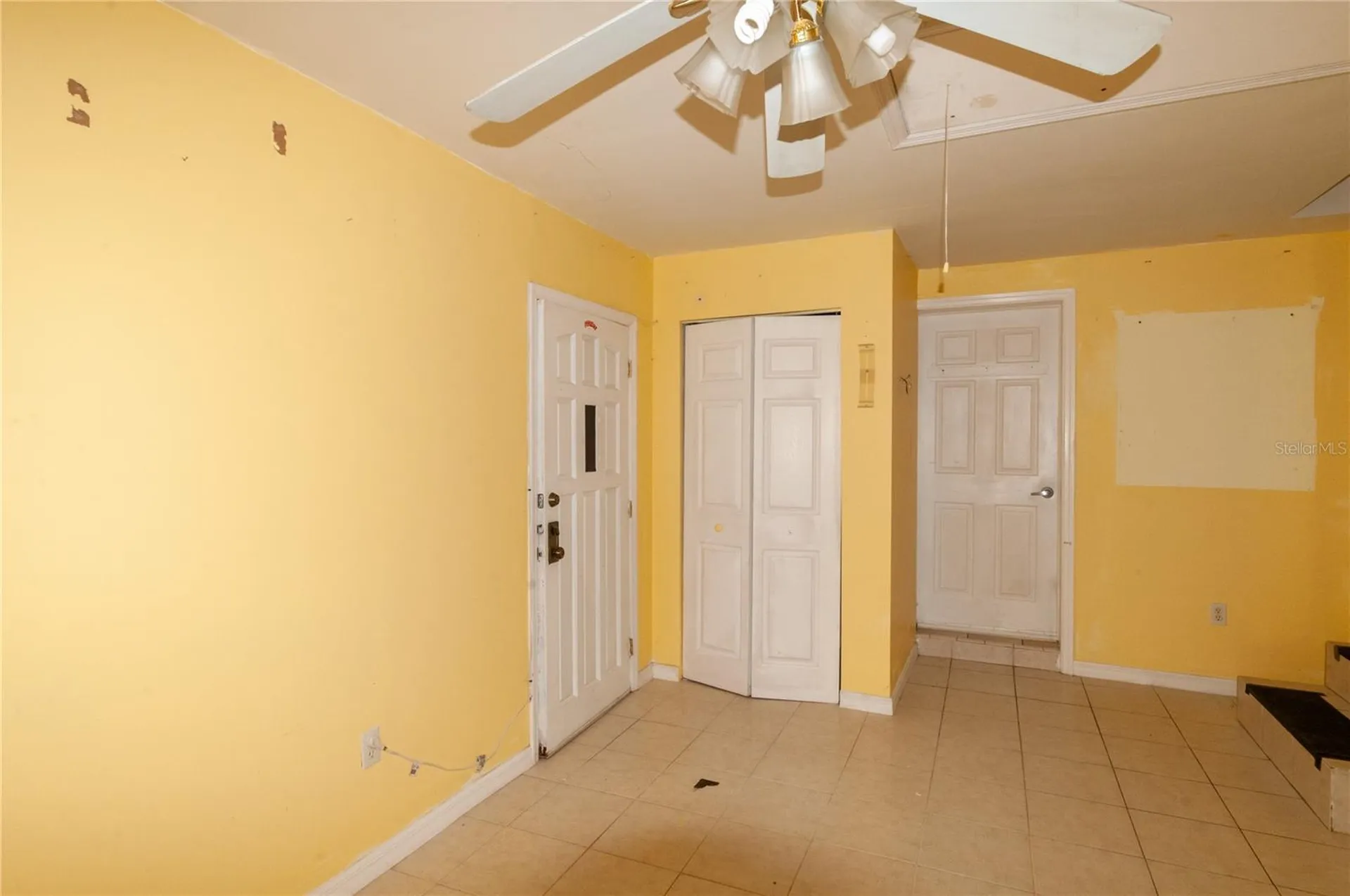 9609 N Elmer Street Tampa FL 33612