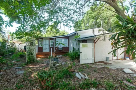 9609 N Elmer Street Tampa FL 33612