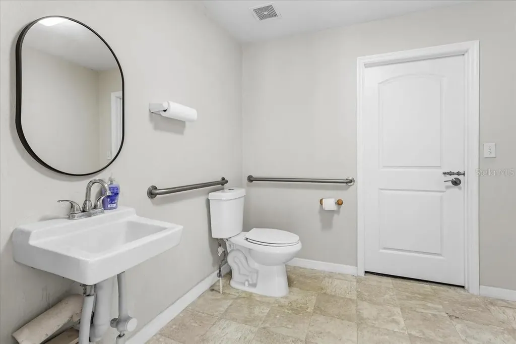 14827 Main Street Alachua FL 32615