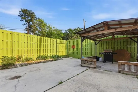 14827 Main Street Alachua FL 32615