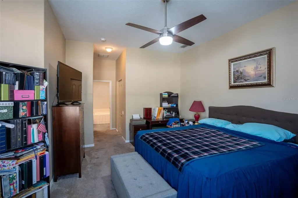 624 N Lake Boulevard Tarpon Springs FL 34689