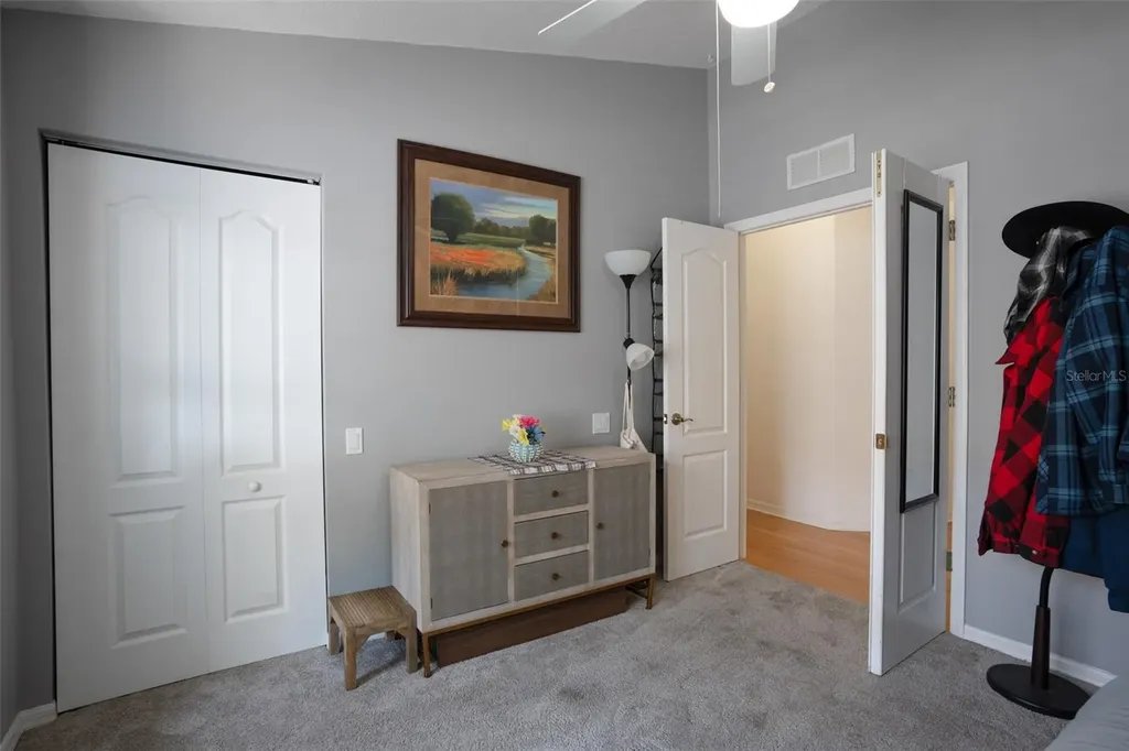 624 N Lake Boulevard Tarpon Springs FL 34689