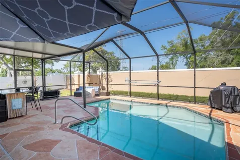624 N Lake Boulevard Tarpon Springs FL 34689