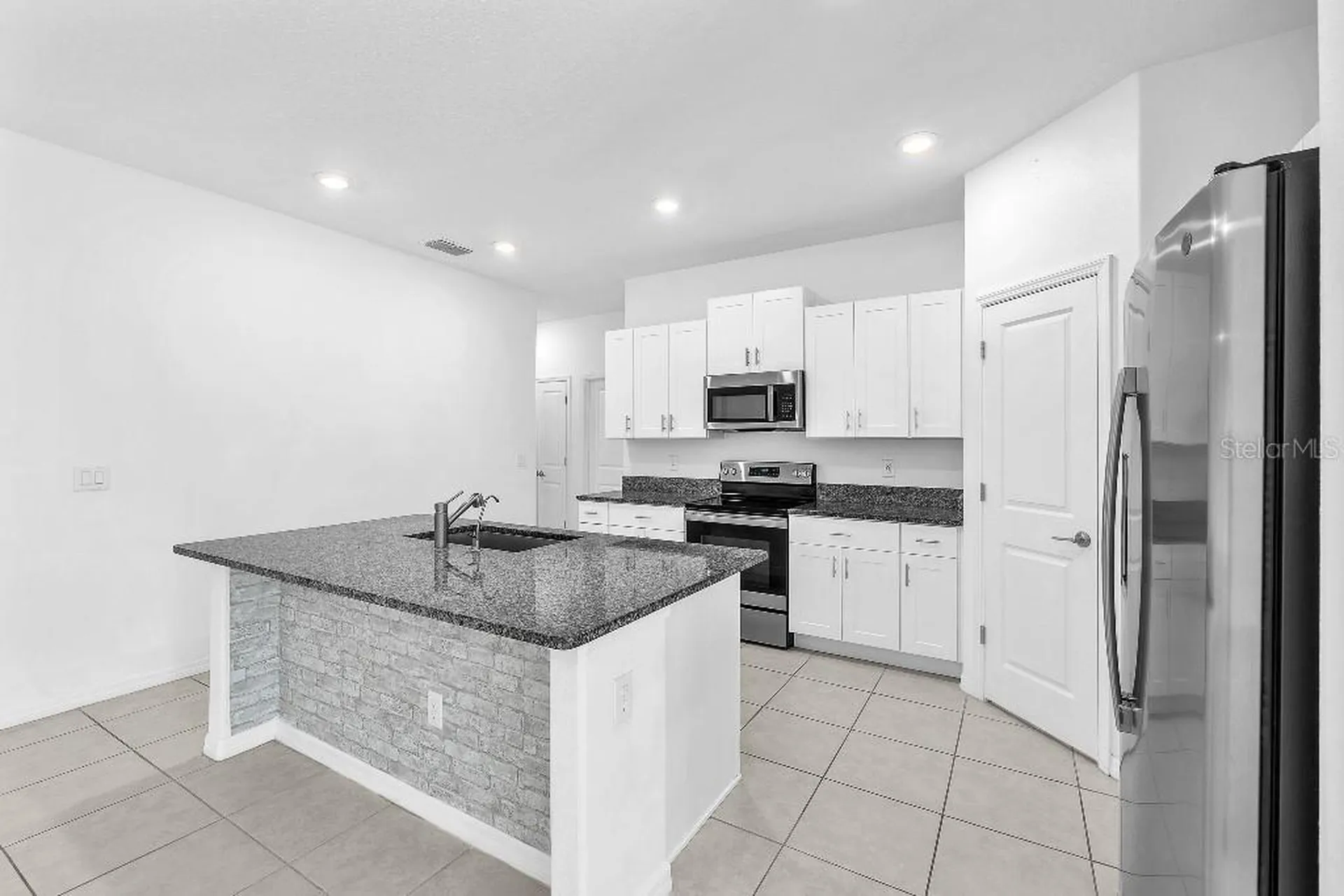 5518 Blue Azure Drive Wimauma FL 33598
