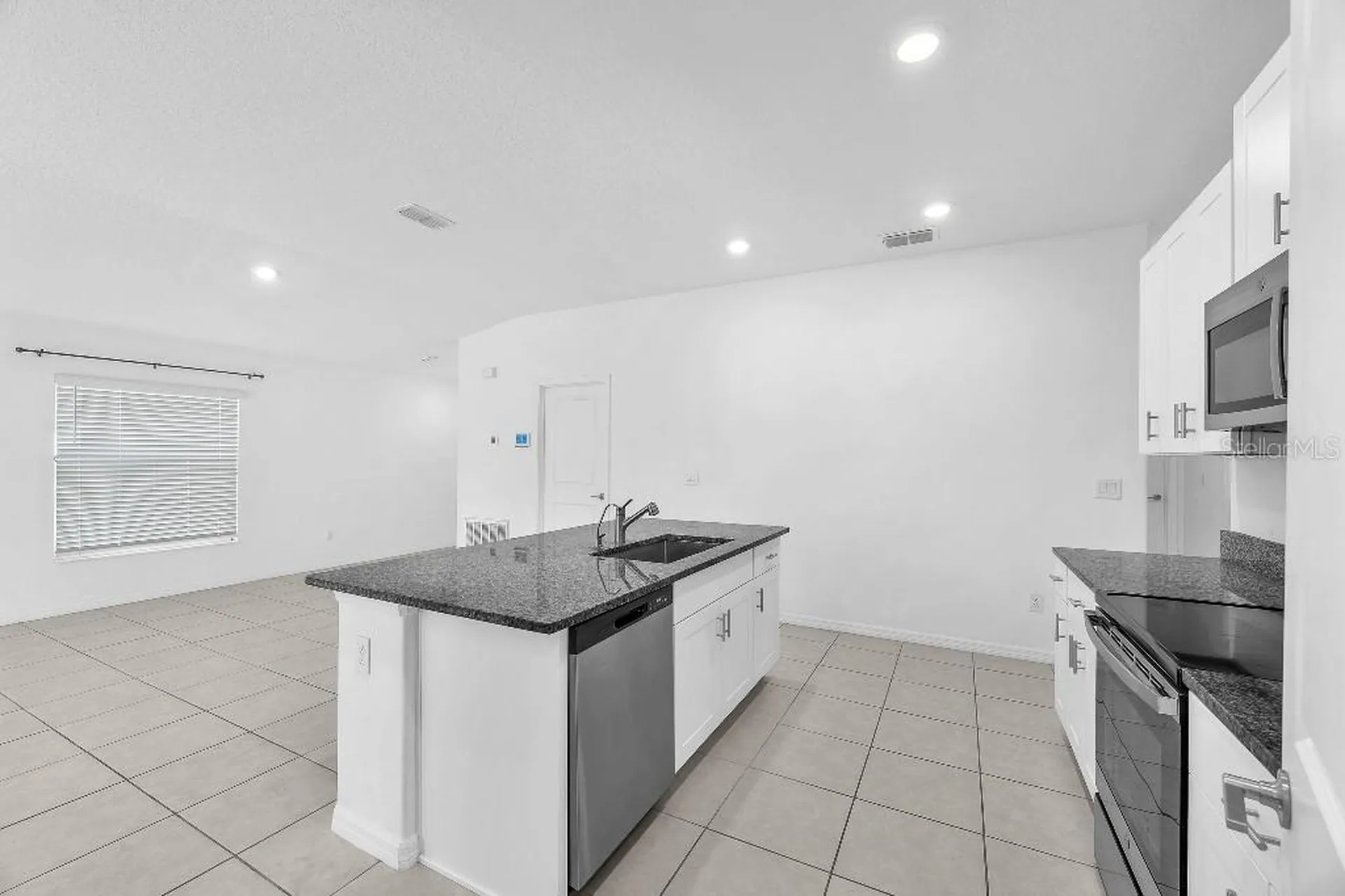 5518 Blue Azure Drive Wimauma FL 33598