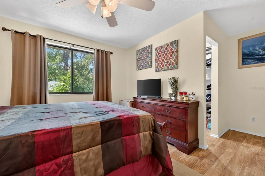 10 Lakepoint Circle Port Orange FL 32128