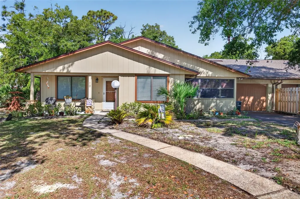 10 Lakepoint Circle Port Orange FL 32128