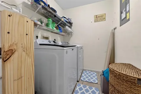 10 Lakepoint Circle Port Orange FL 32128