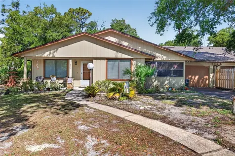 10 Lakepoint Circle Port Orange FL 32128