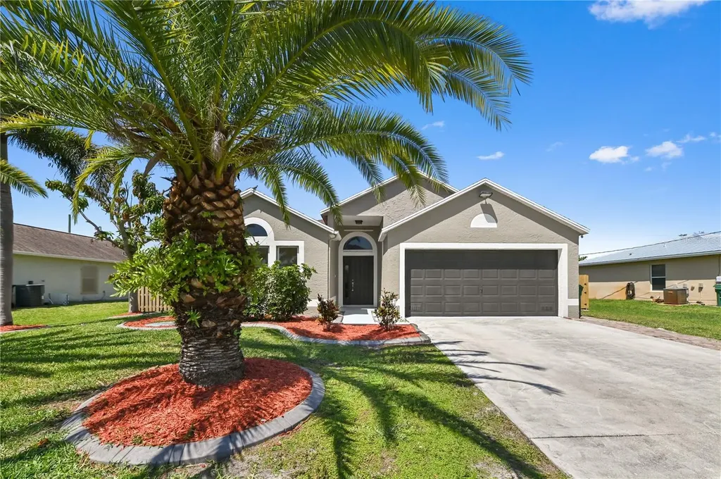 2050 SW Libra Lane Port St Lucie FL 34984