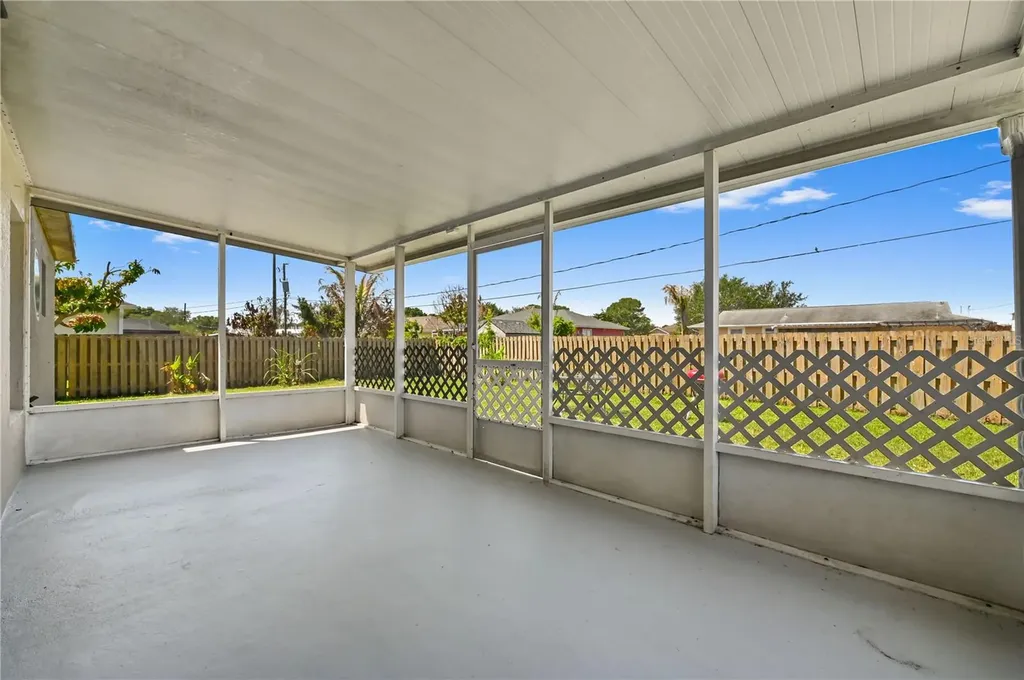 2050 SW Libra Lane Port St Lucie FL 34984