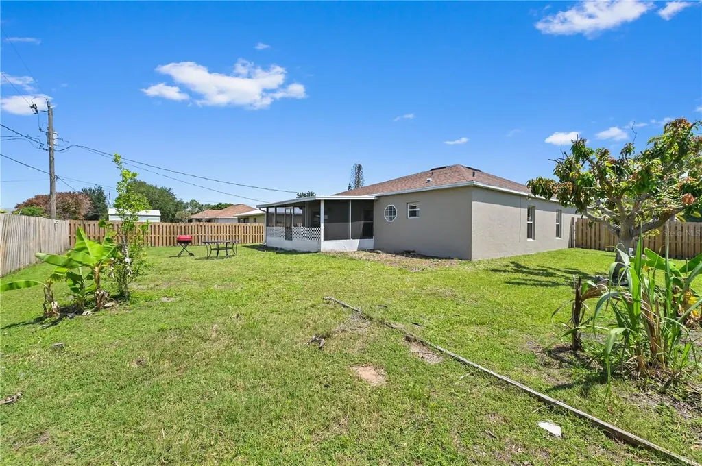 2050 SW Libra Lane Port St Lucie FL 34984
