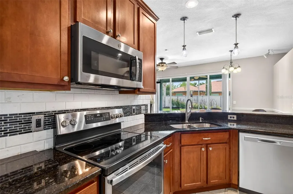 3805 Milflores Drive Sun City Center FL 33573