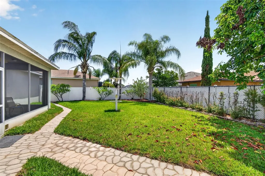 3805 Milflores Drive Sun City Center FL 33573