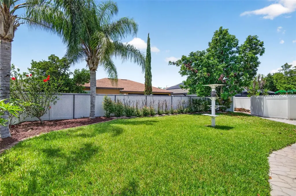 3805 Milflores Drive Sun City Center FL 33573