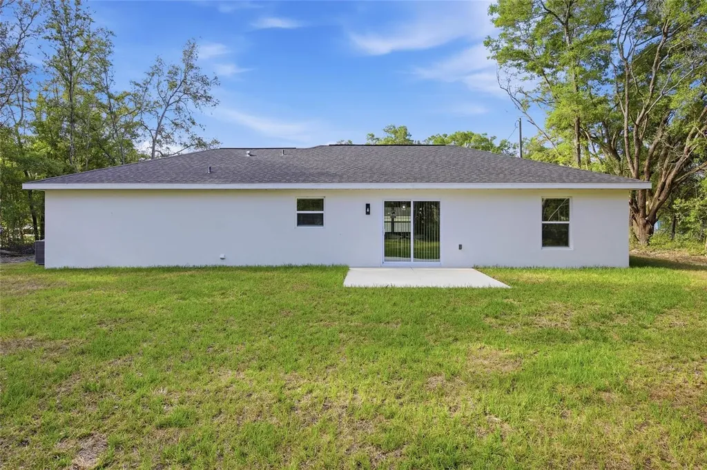 13469 SW 106th Street Dunnellon FL 34432