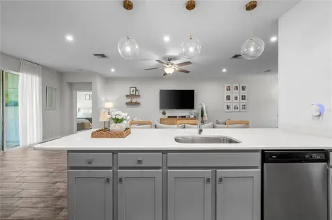 6428 Devesta Loop Palmetto FL 34221