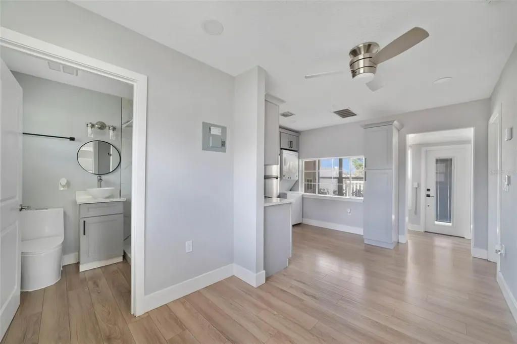 4521 Edgewater Drive Orlando FL 32804