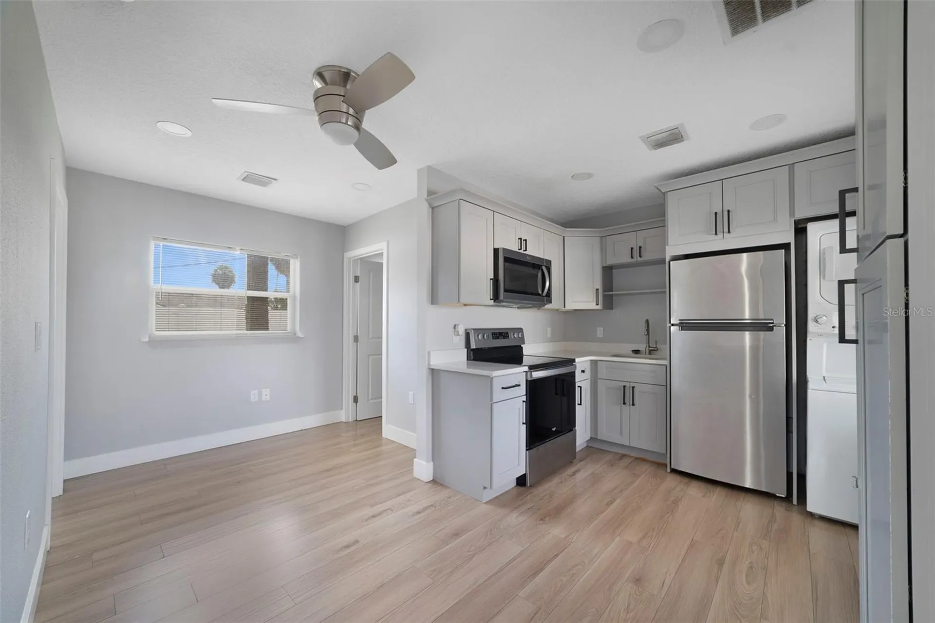 4521 Edgewater Drive Orlando FL 32804