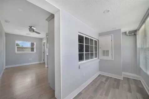 4521 Edgewater Drive Orlando FL 32804