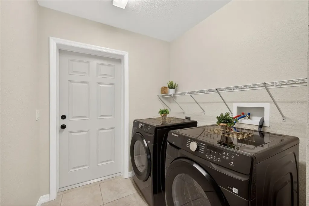 541 Plumosa Avenue Clearwater FL 33756