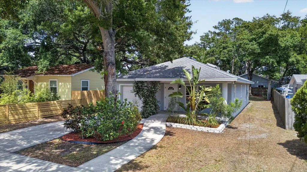 541 Plumosa Avenue Clearwater FL 33756