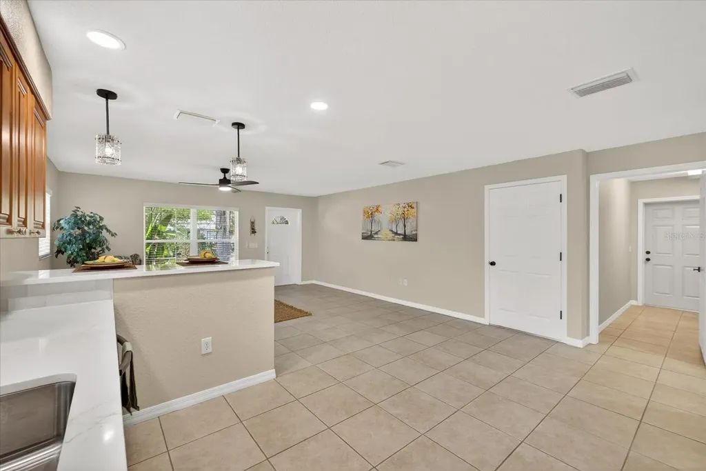541 Plumosa Avenue Clearwater FL 33756