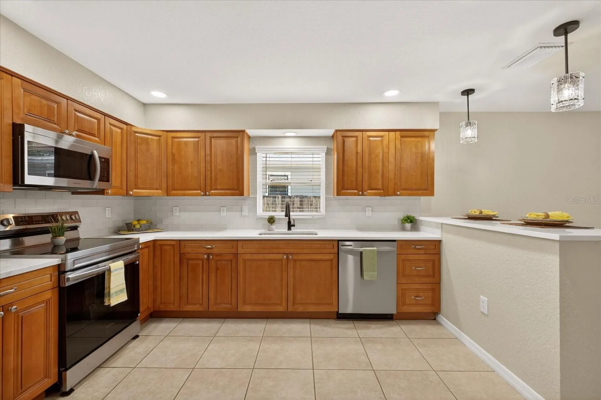 541 Plumosa Avenue Clearwater FL 33756