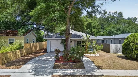 541 Plumosa Avenue Clearwater FL 33756