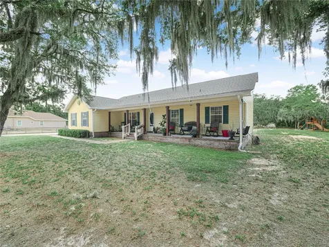 23 Oakwood Road Winter Haven FL 33880