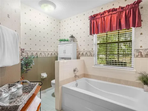 23 Oakwood Road Winter Haven FL 33880