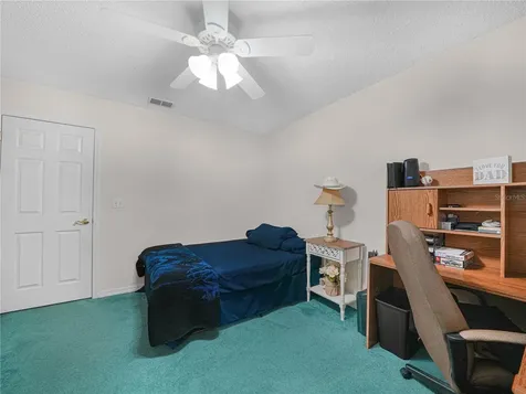 23 Oakwood Road Winter Haven FL 33880