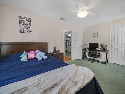 23 Oakwood Road Winter Haven FL 33880