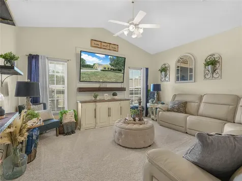 23 Oakwood Road Winter Haven FL 33880
