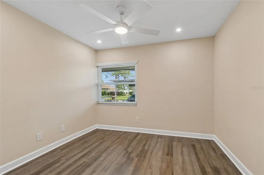 10780 43rd Street N Clearwater FL 33762