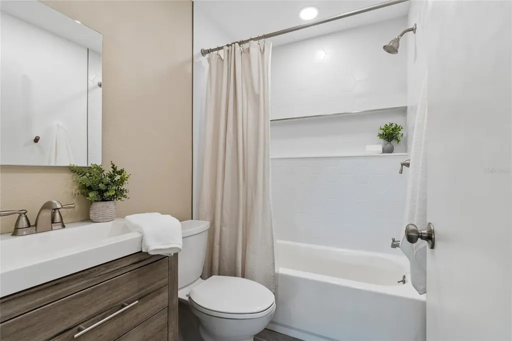 10780 43rd Street N Clearwater FL 33762
