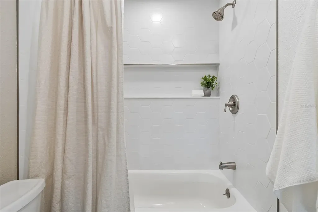10780 43rd Street N Clearwater FL 33762