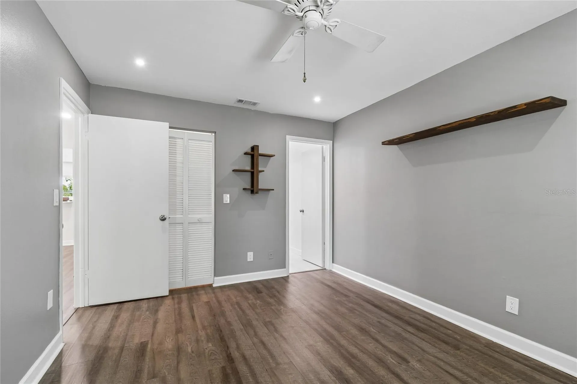10780 43rd Street N Clearwater FL 33762